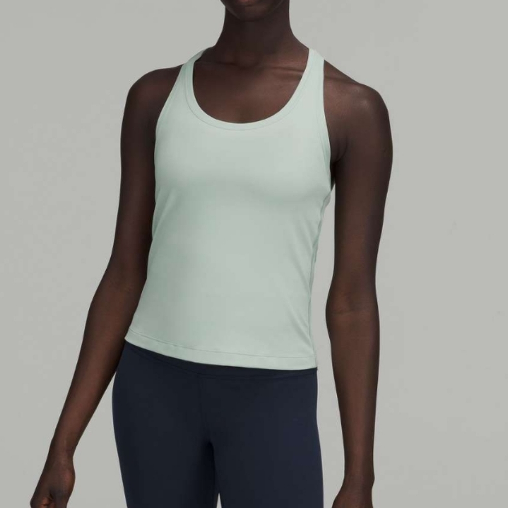 Lululemon Cool racerback race length 6